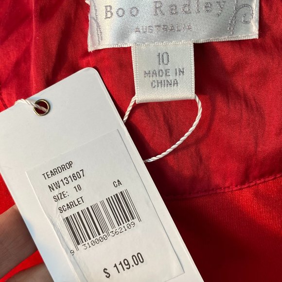 BOO RADLEY RED SLEEVLESS EXTENDABLE VEST (SZ 6) (NWT) - Picture 10 of 11